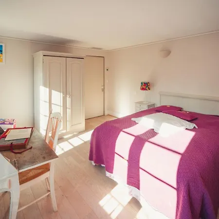 Bastide Du Bau Reddoun, Chambres D'hotes, Maison D'artiste En Provence Bed & Breakfast