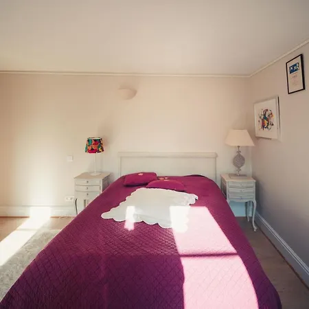 Bed & Breakfast Bastide Du Bau Reddoun, Chambres D'hotes, Maison D'artiste En Provence 2*